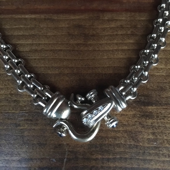 Beautiful chunky gold necklace - Picture 2 of 4